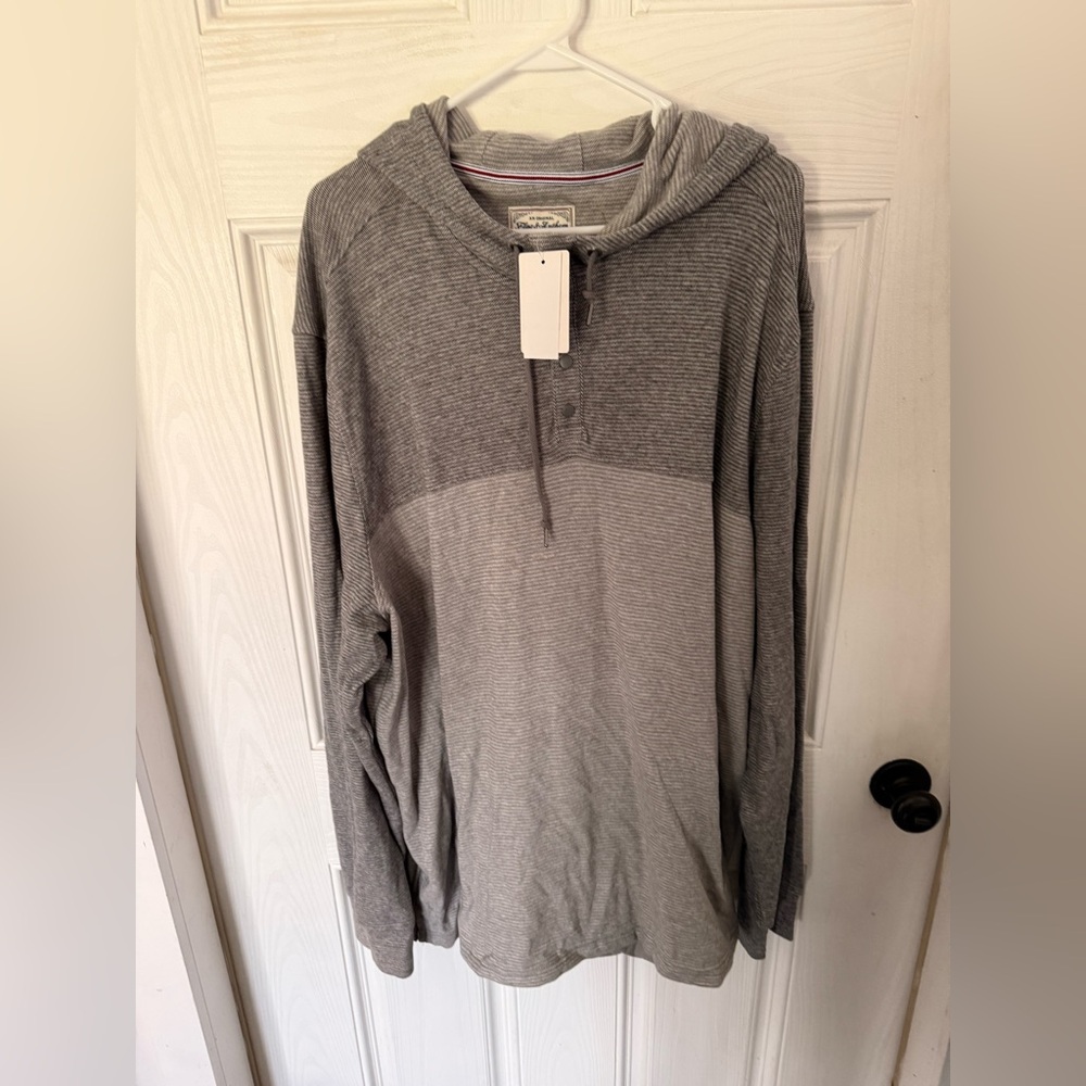 NWT MENS FLAG & ANTHEM Men's Hooded Henley Sweater - Gray
